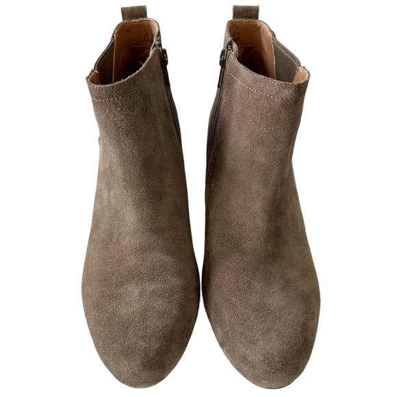 Vionic Paloma Suede Weather Resistant Wedge Greige Boot Size 9 - Picture 4 of 15